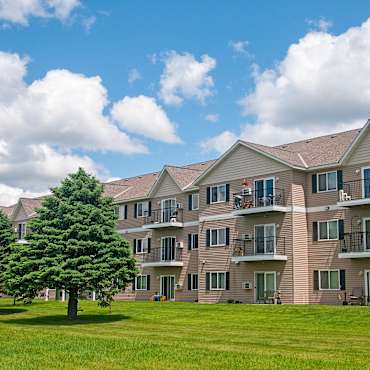 Evergreen Apartments - Isanti, MN 55040