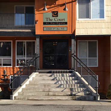 The Court At Northgate Apartments Seattle Wa 98125