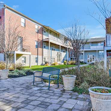 The Courtyards At Bensalem Apartments Bensalem Pa 19020