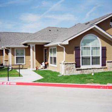 Weatherford Town Center Apartments - Weatherford, TX 76086