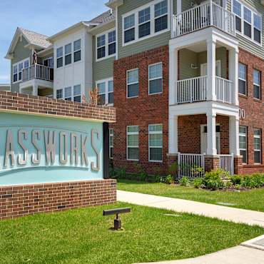 The Forge at Glassworks Apartments - Cliffwood, NJ 07721