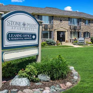 Stone Point Apartments Menomonee Falls Wi 53051