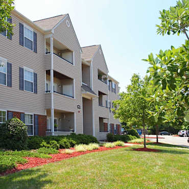 Longhill Grove Apartments Williamsburg Va 23188