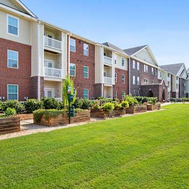 Loftin At Montcross Senior Apartments Belmont Nc 28012
