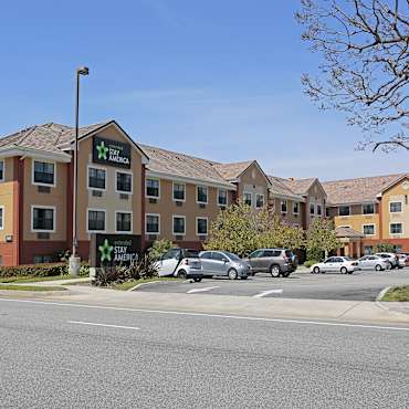 Furnished Studio Los Angeles Torrance Blvd Apartments
