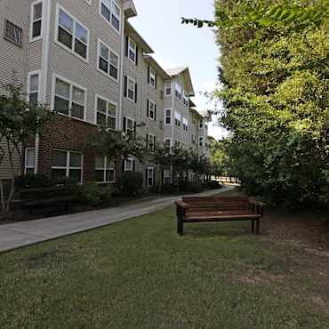 Lakeside Gardens Apartments - Durham, NC 27713