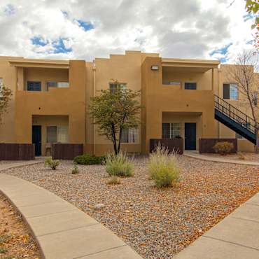 Vista Linda Apartments - Santa Fe, NM 87507