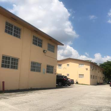 Casa Luna Apartments Miami Fl 33165