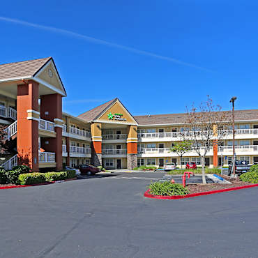 Furnished Studio - Sacramento - Arden Way Apartments - Sacramento, CA 95815