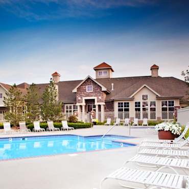 Harrison Hills By Broadmoor Apartments Omaha Ne 68137