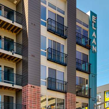 The E Laan Apartments Indianapolis In 46204
