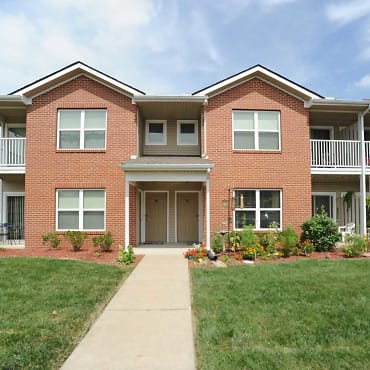 Delaware Trace Apartment Homes Evansville In 47715