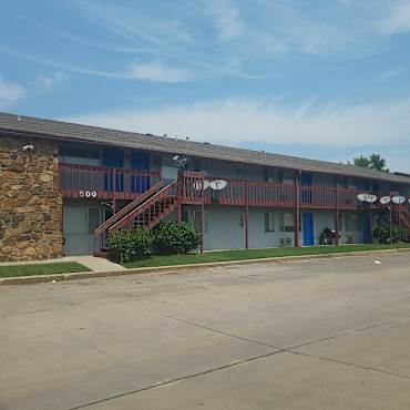 Paladin Apartments - Ponca City, OK 74601