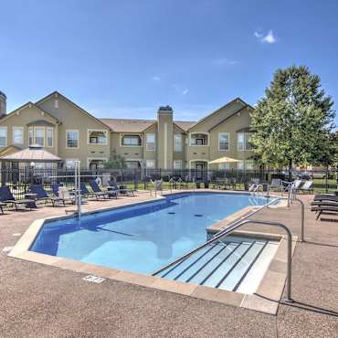 The Mansions At Riverside Apartments - Tulsa, OK 74137