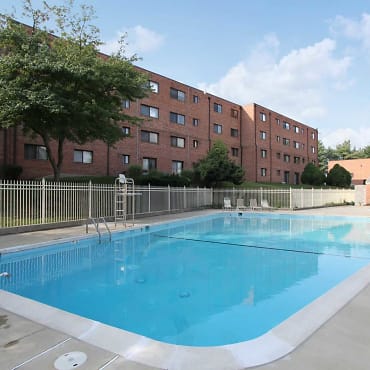 Overlook Apartments - Hyattsville, MD 20782