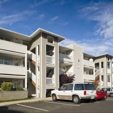Parkland Apartments - Portland, OR 97266