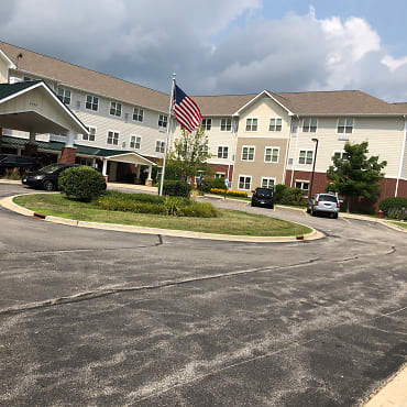 Senior Apartments for Rent in Lake County, IL