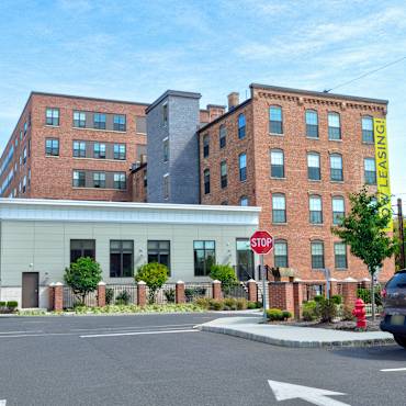 Apartments For Rent In East Brunswick Nj 244 Rentals Apartmentguide Com