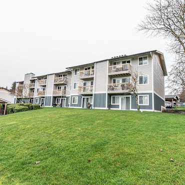 Apartments For Rent In University Place Wa 129 Rentals Apartmentguide Com