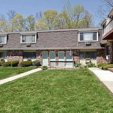 Towpath Village Apartments - Hackettstown, NJ 07840