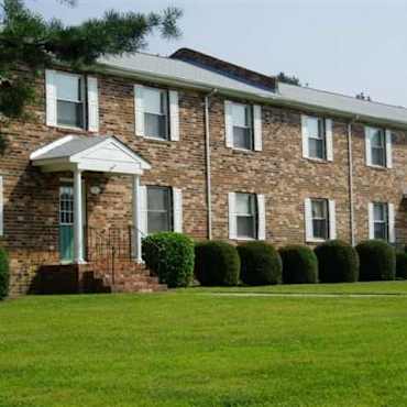 Colonial Square Apartments Aylett Va 23009