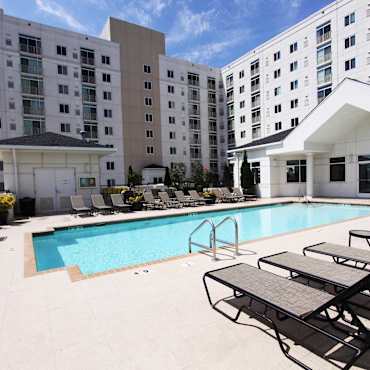 The Cosmopolitan Apartments Virginia Beach Va 23462