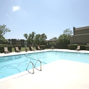 CrestWind Townhomes and Apartments - San Antonio, TX 78239