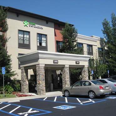 Furnished Studio Santa Rosa North Apartments Santa