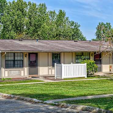 Rolling Meadows Apartments - Delaware, OH 43015