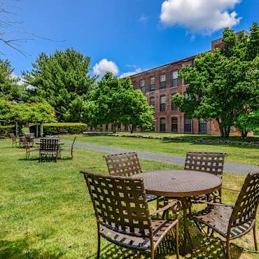 Bigelow Commons Apartments Enfield Ct 06082