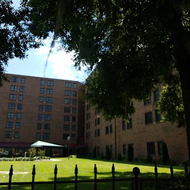 T.f. Williams Court Apartments - Savannah, GA 31401
