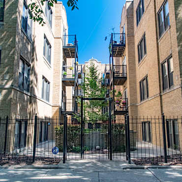 3348 W Wilson Apartments Chicago Il 60625