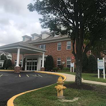 Lakeside At Mallard Landing By Discovery Senior Living Apartments Salisbury Md 21804