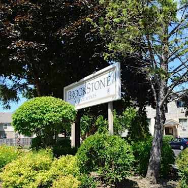 Brookstone Apartments Waukegan Il 60087
