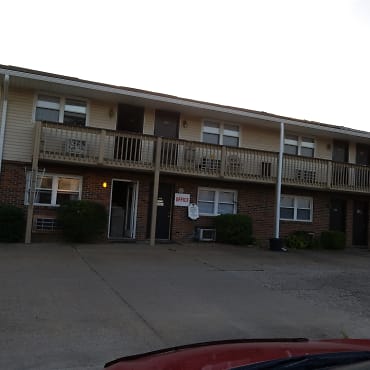Castlewood Apartments - Evansville, IN 47715