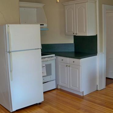 34 Dyer Ave Apartments Collinsville Ct 06019