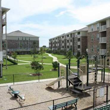 The Retreat At Canterbury Apartments Slidell La 70458