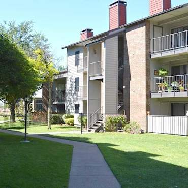 Twelve 6 Ten At The Park Apartments - Dallas, TX 75238