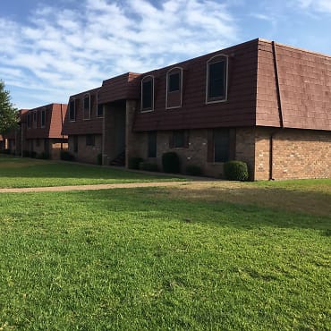 Royalton Village Apartments Hewitt Tx 76643