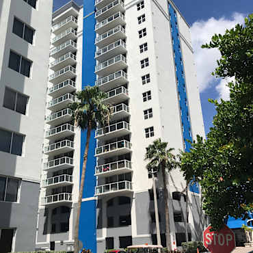 Blue Lagoon Condominiums Apartments - Miami, FL 33126