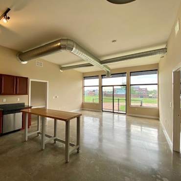 Stadium Lofts Apartments Indianapolis In 46202 [ 370 x 370 Pixel ]