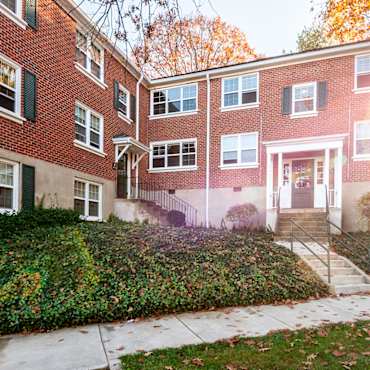 Parkwood Apartments - Staunton, VA 24401