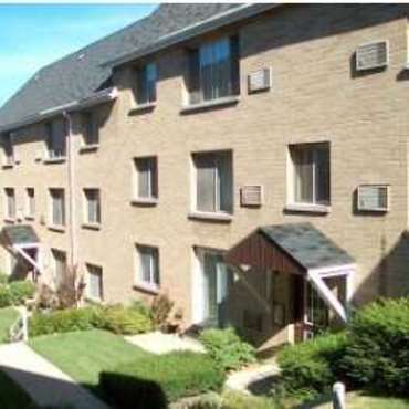 Hawley Terrace Apartments - Milwaukee, WI 53214