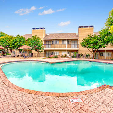 Wyndham On The Creek Apartments Dallas Tx 75243