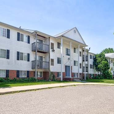 Auburn West Apartments - Pontiac, MI 48340