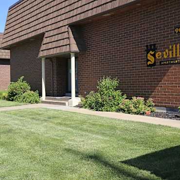 Seville Apartments Iowa City Ia 52246