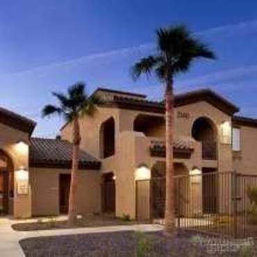 Topaz Pointe Apartments Phoenix Az 85040