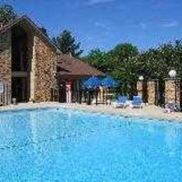 Crooked Creek Apartments - Indianapolis, IN 46268