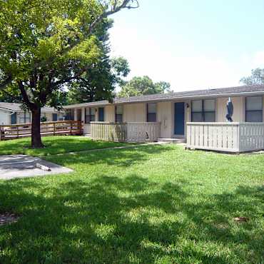 Pine Meadows Aptartments Apartments Fort Myers Fl 33908