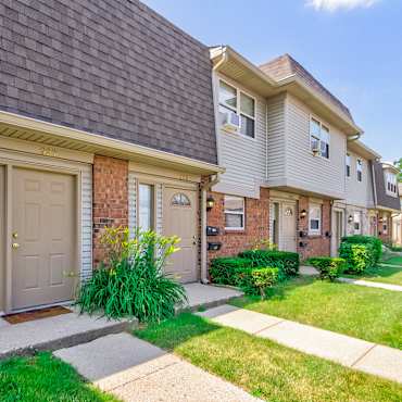 Twin Lakes Apartments Carmel In 46032